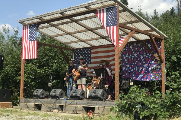 Jammin' at the Rapids