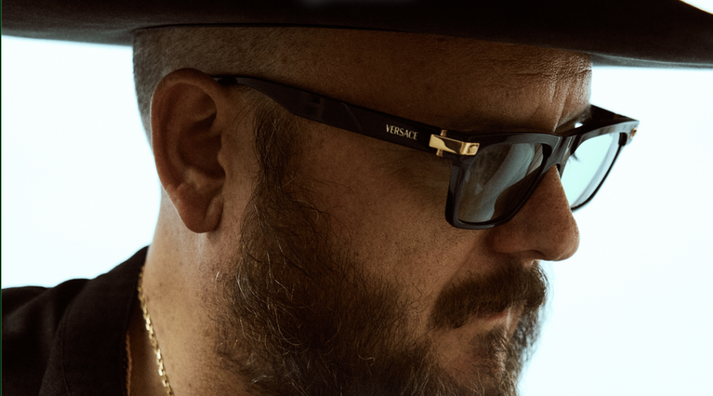 Paul Cauthen at Williwaw Social in Anchorage, Alaska