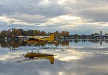 Lake Hood float plane - Photo by Chris Arend