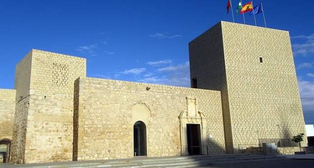 https://assets.simpleviewinc.com/sv-andalucia/image/fetch/c_fill%2Cf_jpg%2Ch_343%2Cq_65%2Cw_640/https%3A//spaindmsmedia.newmindmedia.com/wsimgs/7CB39D2C8D68FC342D529BBCADF676B6C9F926A1.jpg