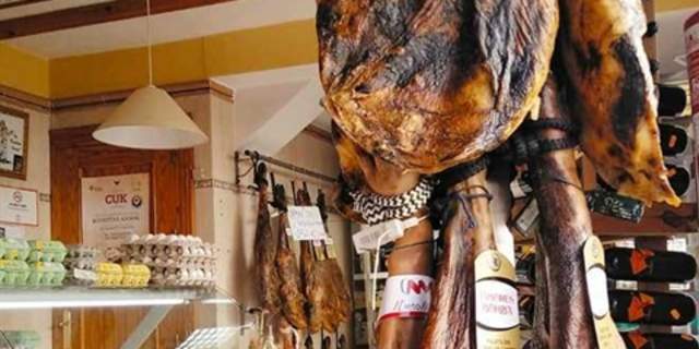 Jamones El Parrita