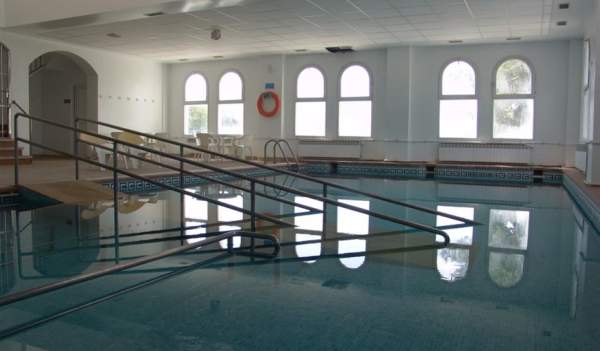 Balneario Alicún de las Torres