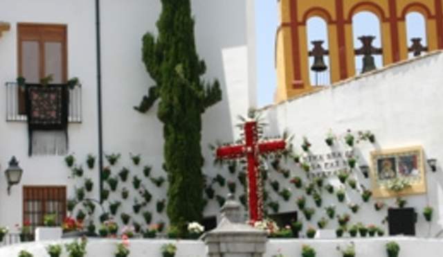 Crosses of May in Cordova