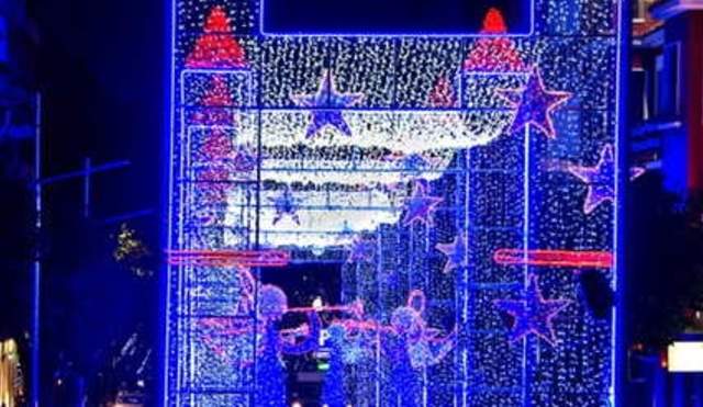Weihnachtsbeleuchtung in Jaén