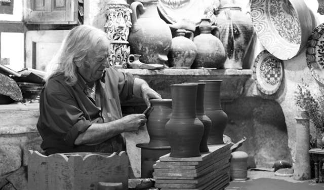 Tito Pottery - Juan Martínez Villacañas