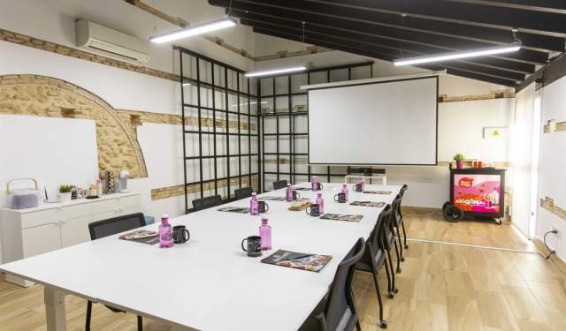 Tour premium con Visita guiada + Cata + GIN Tonic