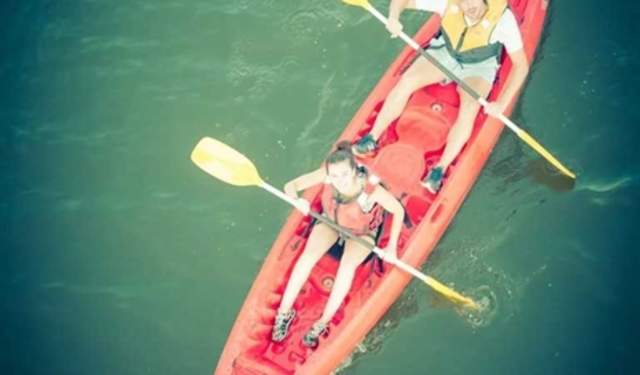 Ruta en kayak en el Embalse del Jarrama