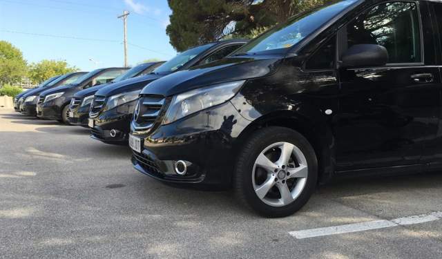 Alquiler de minivan premium con conductor en Sevilla