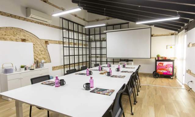 Tour premium con Visita guiada + Cata + GIN Tonic