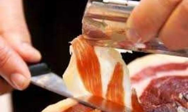 Clase de corte de jamón de bellota 100% ibérico D.O.P Jabugo
