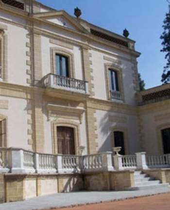 Museos de la Atalaya Palacio del Tiempo