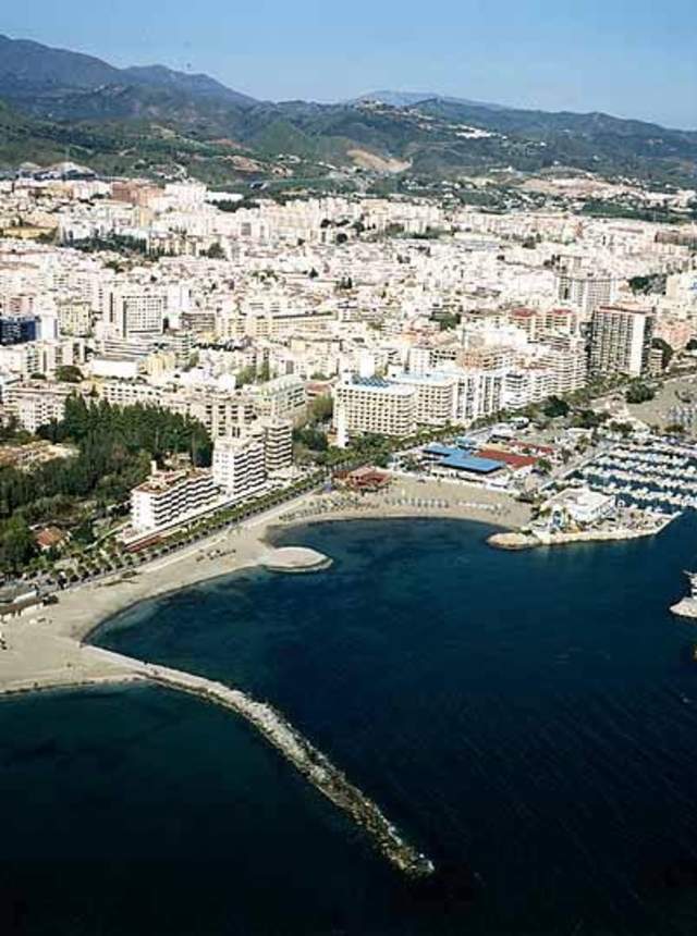 El Faro beach