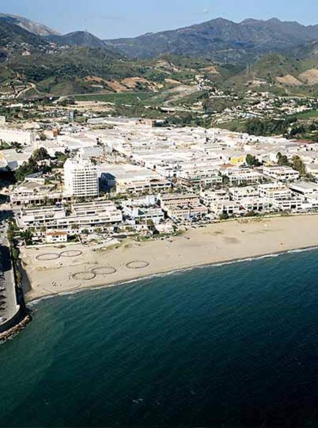 El Cable beach