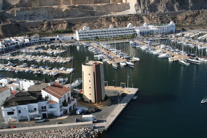 Puerto Deportivo de Aguadulce