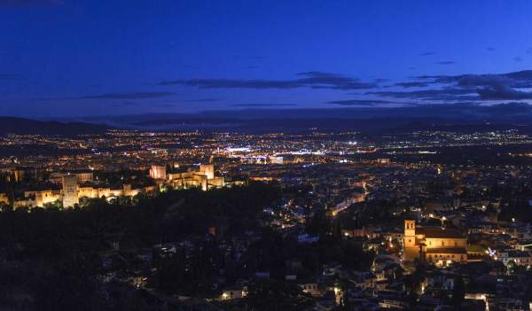 Die schönste Stadt auch ohne Licht.