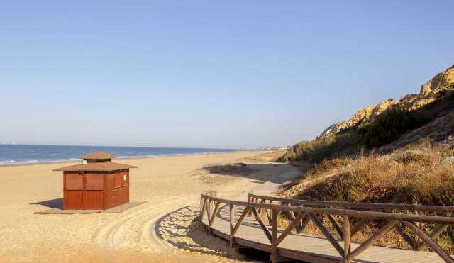 Die längsten Strände Andalusiens für einen absolut entspannten Sommer