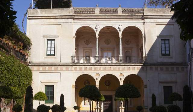 Disfruta de la cultura al aire libre: 3 monumentos históricos de Andalucía