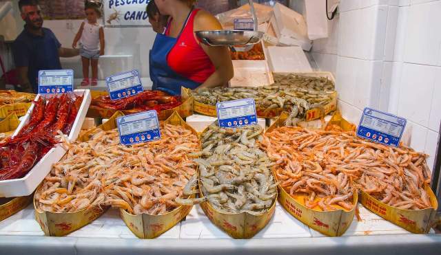 La gamba blanca de Huelva, la roja de garrucha, el langostino de Sanlúcar y otras delicias marineras de Andalucía