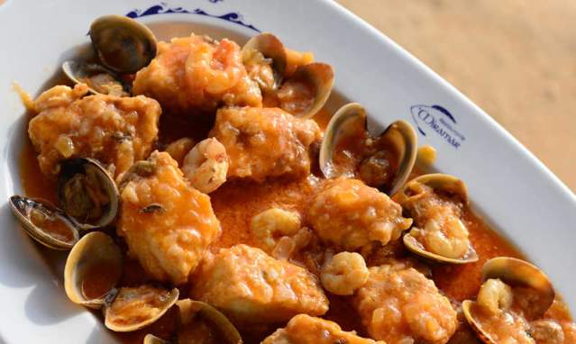 Gastronomía marinera y platos típicos de la costa de Huelva