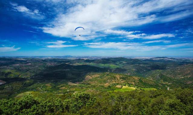 Parapente en la Sierra de Líjar y Algodonales