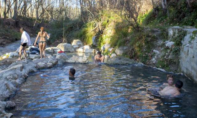 The Alhama de Granada thermal springs: a natural swimming pool