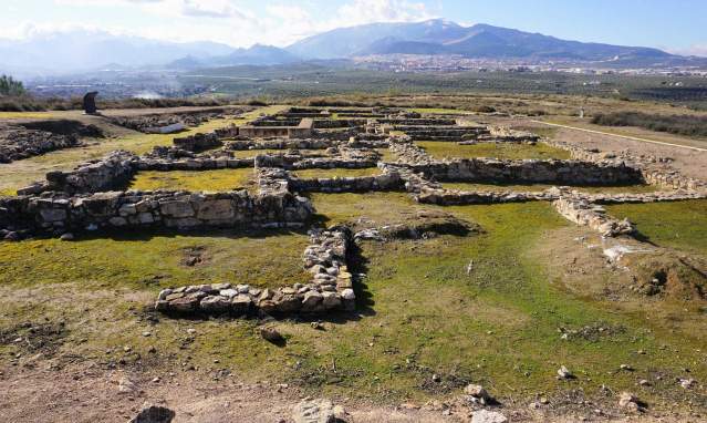 Iberian sanctuaries in Jaén: La Cueva de la Lobera