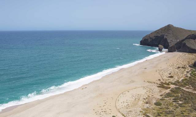 Cómo bañarte en dos mares