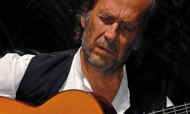 Paco de Lucía se asoma a las aguas Del Estrecho