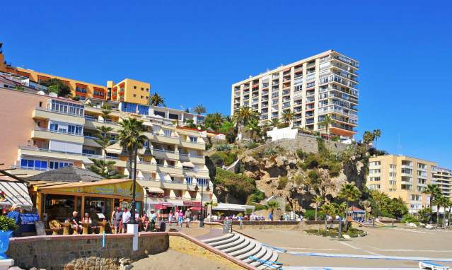 Ruta por los chiringuitos LGTBI de la costa andaluza