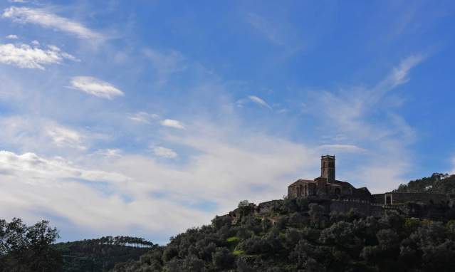 A mosque in the middle of the Sierra de Aracena