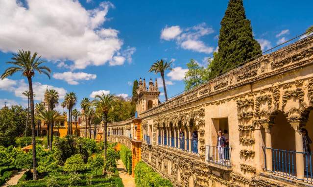 Casa de la Contratación, Alcazar Gardens and Arquillo de la Plata