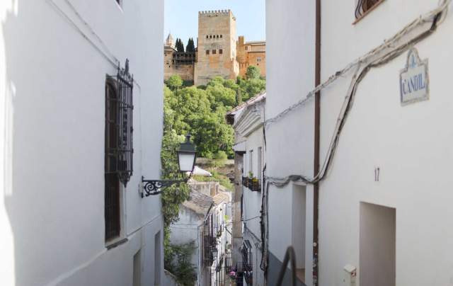 Un recorrido por los tres barrios granadinos con más historia