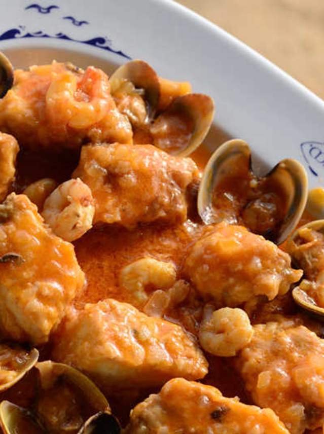 Gastronomía marinera y platos típicos de la costa de Huelva