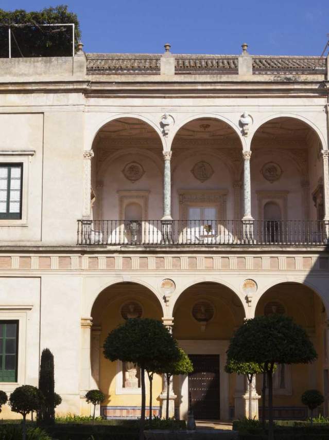 Disfruta de la cultura al aire libre: 3 monumentos históricos de Andalucía