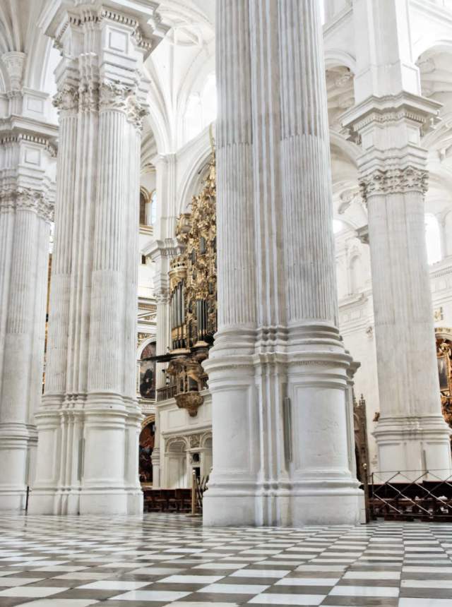 Paseando por los museos y monumentos accesibles de Granada