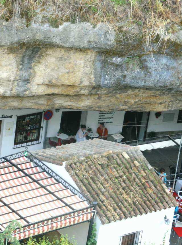 Setenil de las Bodegas: The hidden jewel of Cadiz