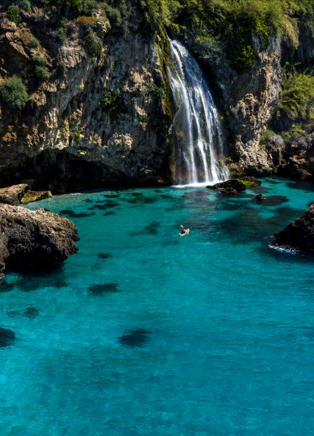 Maro Waterfall into body of water