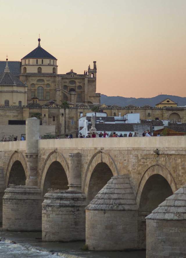 Puente Romano y Mezquita de Córdoba