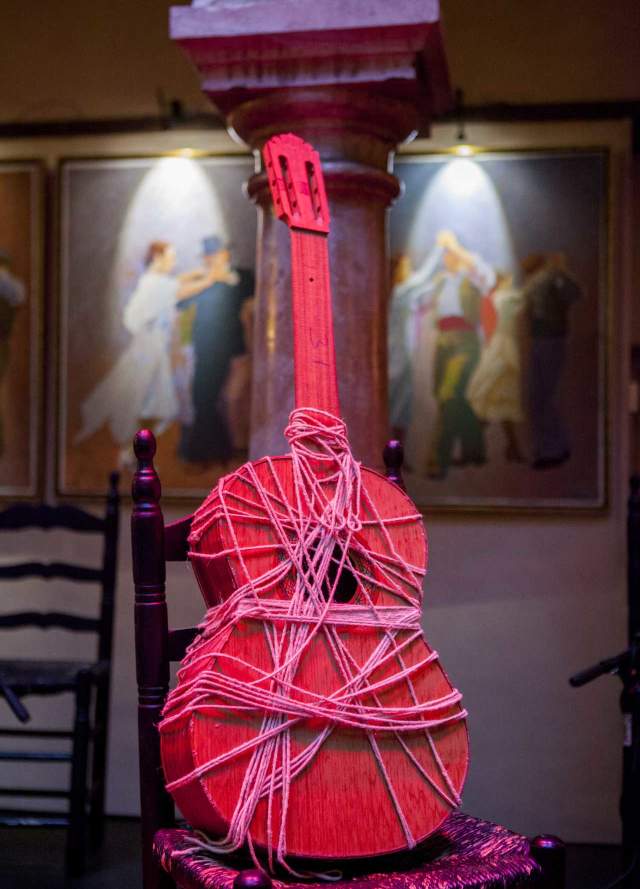 La guitarra, última en incorporarse
