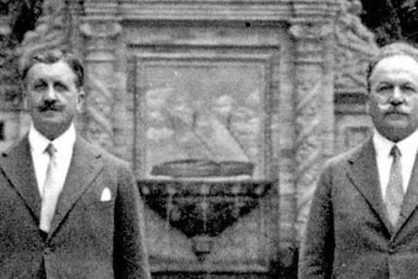 Imagen Primaria - Utrera, cuna de Serafín y Joaquín Álvarez Quintero