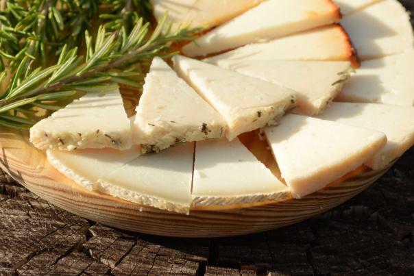 Imagen Primaria - Una cata frente al mejor queso del mundo, el Payoyo