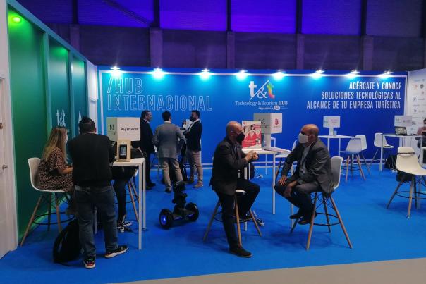 El Pabellón de Andalucía apoya a las empresas que buscan negocio en FITUR