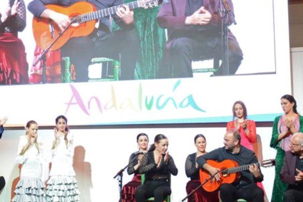 El arte y la música inundan el Pabellón de Andalucía con el Festival Flamenco de Jódar