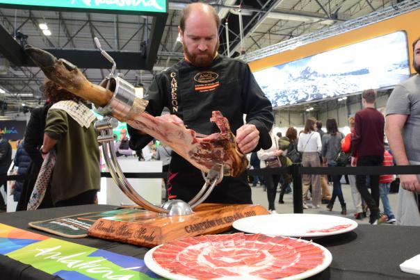La gastronomía y productos de Andalucía protagonizan el pabellón 5 de IFEMA