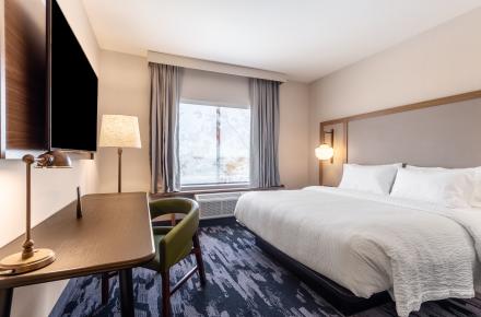 King Bed room