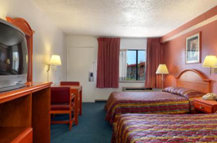 Days Inn Six Flags Mall Image 4