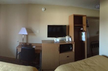 Quality Inn Randol Mill Image 5
