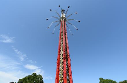 SkyScreamer