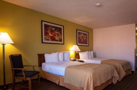 Quality Inn At Arlington Highlands Image 1