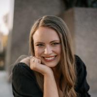 Taylor Neimer Headshot